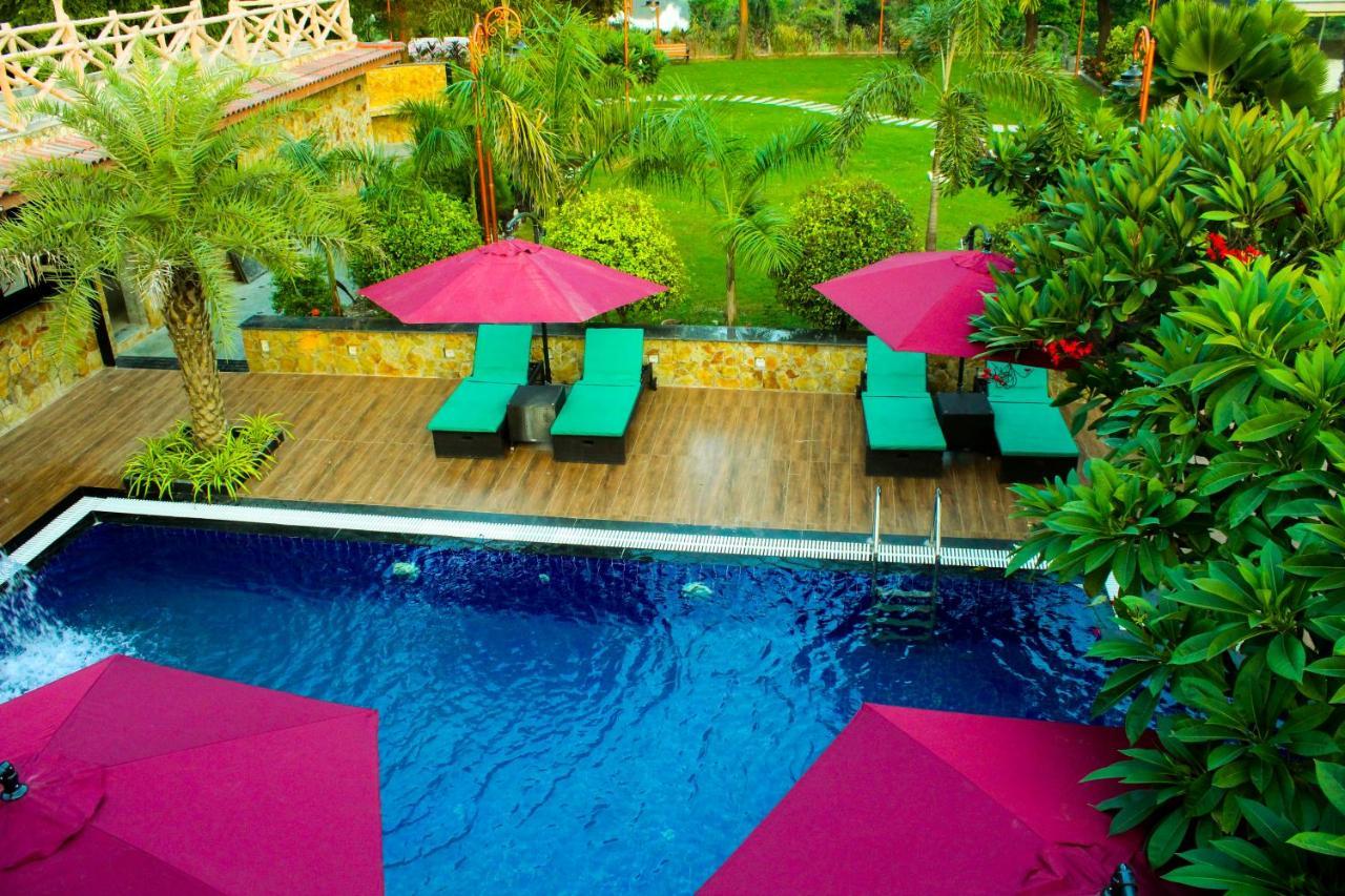Krishna Riverside Resort Vasad Exterior photo