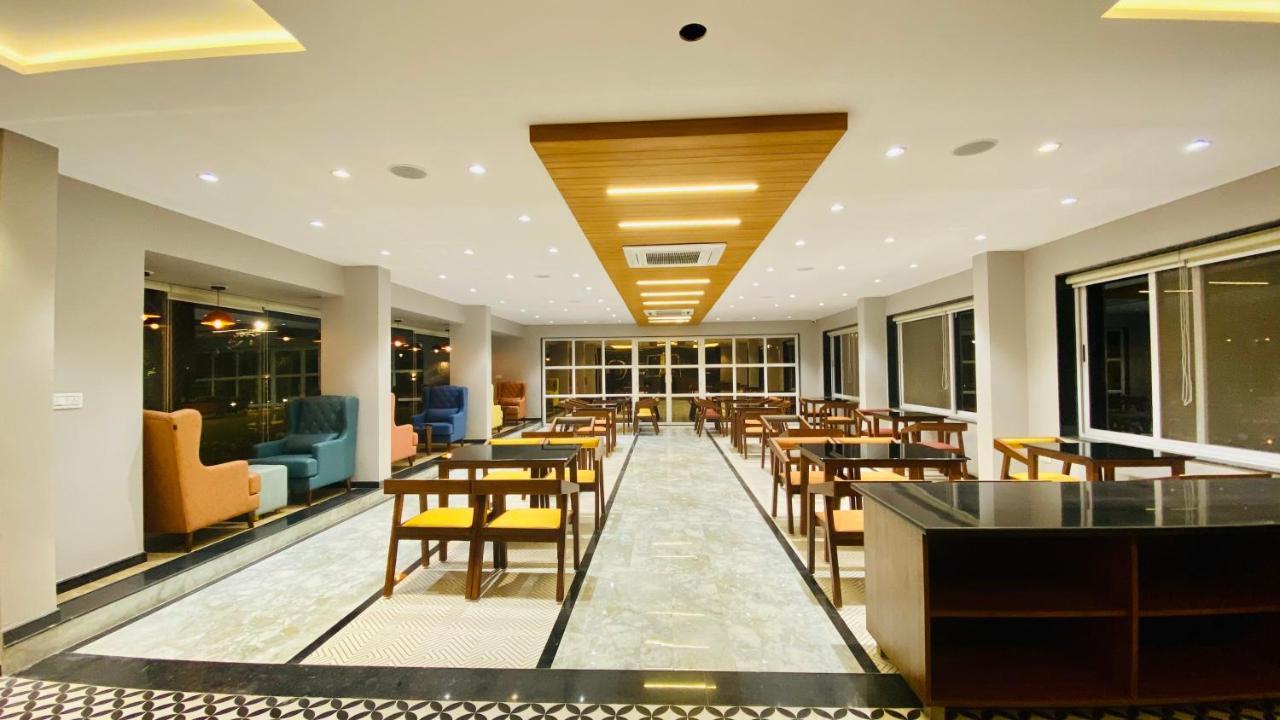Krishna Riverside Resort Vasad Exterior photo