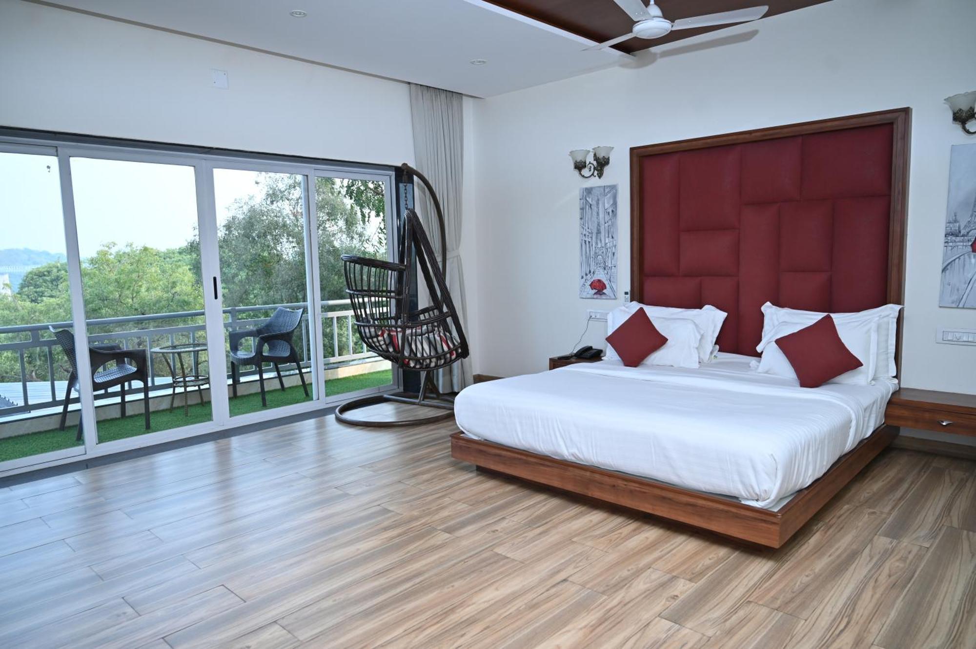 Krishna Riverside Resort Vasad Exterior photo